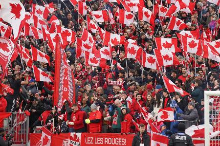 Trikottausch in Toronto: Kanada wirbt um italienische Fans