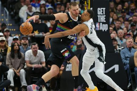 Duell der Superstars: Jokic schlägt Wembanyama