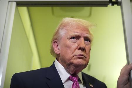 Der US-Präsident will die faktische Blockade der Straße von Hormus beenden. (Archivbild)