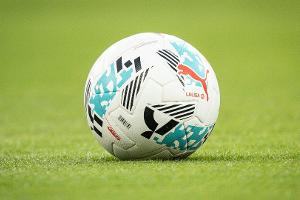 Drohungen gegen Spieler: La Liga verurteilt Fanverhalten