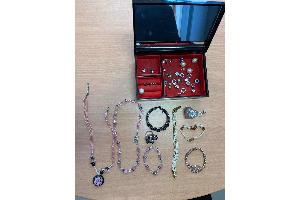 Aufgefundener Schmuck 5