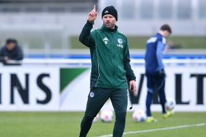 Co-Trainer Hoogland verlängert auf Schalke