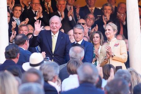 Spaniens Altkönig Juan Carlos I. wird in Sevilla gefeiert