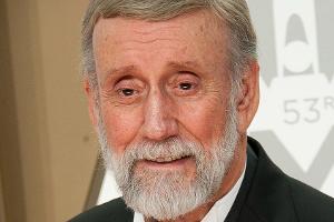 US-Sänger Ray Stevens bricht sich das Genick