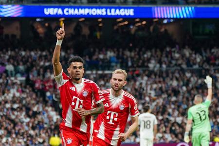 FC Bayern bei Real Madrid: Noten und Einzelkritik - Der FC Bayern hat am Dienstag im Viertelfinal-Hinspiel der Champions League erfolgreich das Bernabéu gestürmt. Beim 2:1-Erfolg gegen Real Madrid mussten die Münchner kritische Phasen überstehen, auf einen überragenden Manuel Neuer war jedoch Verlass. Alle Bayern-Stars in der Einzelkritik: