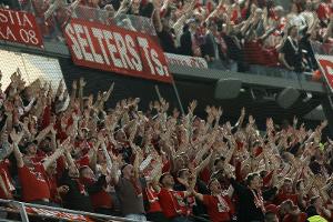 FC Bayern: Dreesen kritisiert spanische Polizei