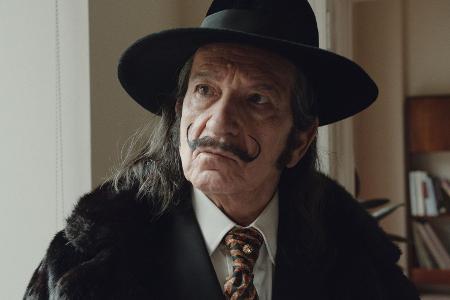 Ben Kingsley als Salvador Dalí