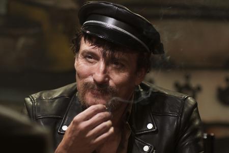 Oliver Masucci als Rainer Werner Fassbinder
