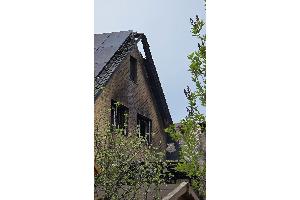 Das Gebäude ist nach dem Brand nicht mehr bewohnbar.