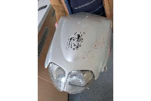 aufgefundenes Heck mit auffälligem Aufkleber