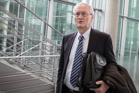 Ex-BND-Präsident August Hanning hat eine Dienstaufsichtsbeschwerde gegen die Hamburger Justiz eingereicht. (Archivbild)