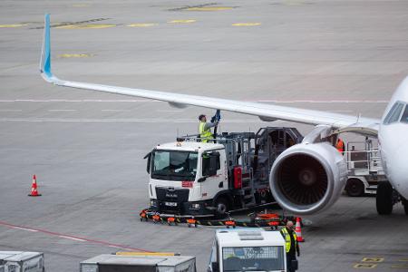 Der Flughafenverband ACI Europe warnt vor einer Kerosin-Knappheit.