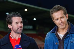 Ryan Reynolds: "Welcome to Wrexham" bekommt drei weitere Staffeln