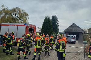 Einsatzkräfte an der Einsatzstelle