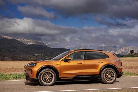 Porsche Orange, Porsche Cayenne Turbo E-Hybrid, Zugwagen, SUV, Sportlich