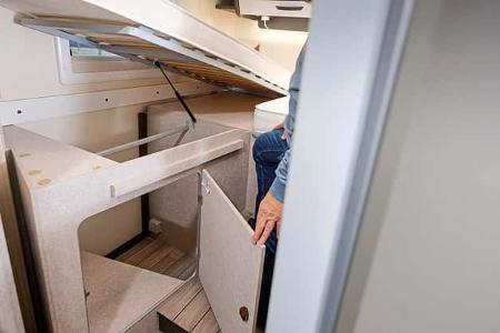 Kleiderschrank, Forster T 745 EB, Wohnmobil, Teilintegriert, Preiswert, Einzelbett