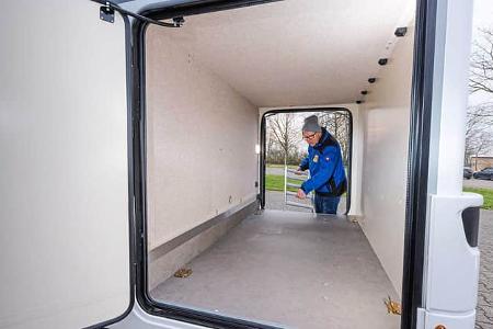Heckgarage, Forster T 745 EB, Wohnmobil, Teilintegriert, Preiswert, Einzelbett