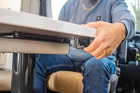 Hebel Tischplatte, Forster T 745 EB, Wohnmobil, Teilintegriert, Preiswert, Einzelbett