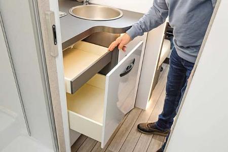 Besteckschublade, Forster T 745 EB, Wohnmobil, Teilintegriert, Preiswert, Einzelbett