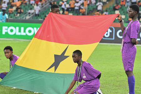 Ghanaischer Fußballer stirbt nach Überfall auf Teambus