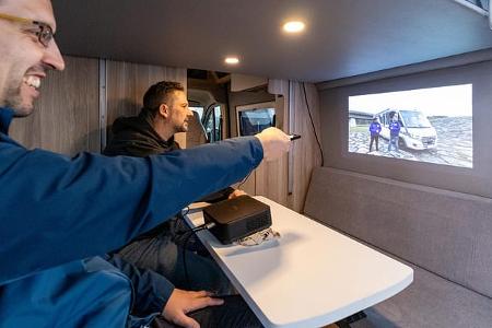 Epson Beamer EF 62 B