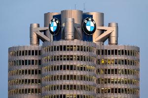 Auch BMW hat ein Absatzminus hinnehmen müssen, schnitt aber etwas besser ab als die deutsche Konkurrenz. (Archivbild) 