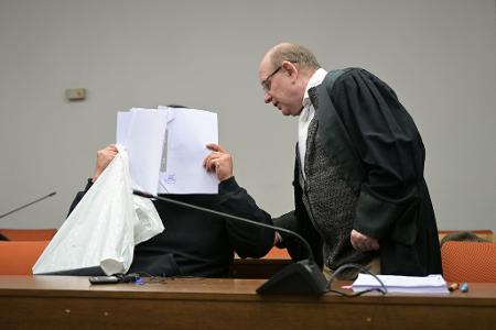 Mehr als elf Jahre Haft verhängte das Gericht für den Angeklagten (Archivbild). 