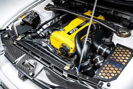 Nissan Skyline GT-R N1 400 N1 von Andrew Hannason