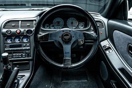 Nissan Skyline GT-R N1 400 N1 von Andrew Hannason