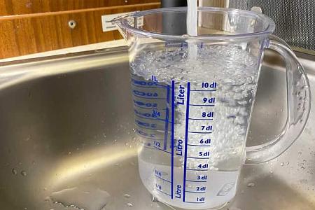 f_Tauchpumpen_tauschen_Messbecher