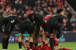 Sorgen um Ekitike: "Sieht wirklich schlimm aus"