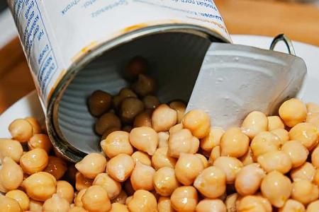 Kichererbsen aus der Dose - ideal für die Campingküche