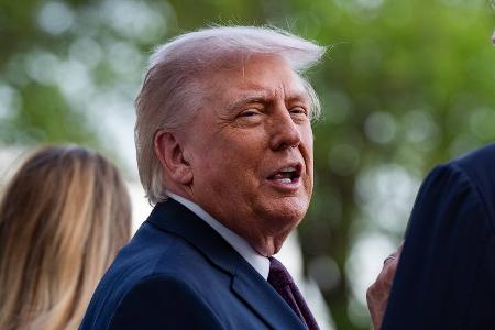 Donald Trump glaubt, dass Fanta Krebszellen tötet