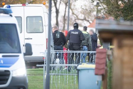 Anfang November nahm die Polizei eine Frau als Tatverdächtige fest. (Archivbild)