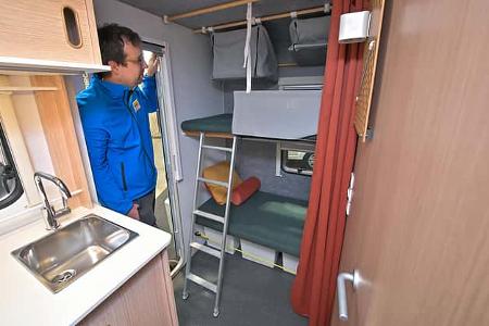 f_Sammler_Familienwohnwagen_Adria_Aviva5