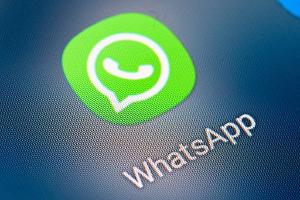 WhatsApp muss sich neben den Wettbewerbsregeln auch an weitere strengere EU-Digitalregeln halten. (Symbolbild)