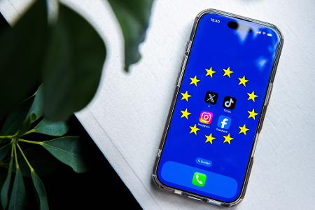 Die Verifikations-App könnte es auch ermöglichen, anonym zu prüfen, wie alt potenzielle Nutzerinnen und Nutzer von Apps wie Facebook, Instagram, X und TikTok sind. (Symbolbild)
