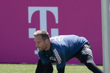 TOR: Oliver Baumann (TSG Hoffenheim) - Dürfte bei der WM mit 35 Jahren sein Debüt als Nummer eins bei einem Großereignis geben und ist auch in den Testspielen gesetzt. In der Liga lief es zuletzt allerdings nicht rund: Seit fünf Spielen, vier davon gegen Kellerklubs, stand die Null nicht mehr. Beim 0:5 gegen RB Leipzig präsentierte sich Baumann zudem zuletzt nicht gerade sattelfest.