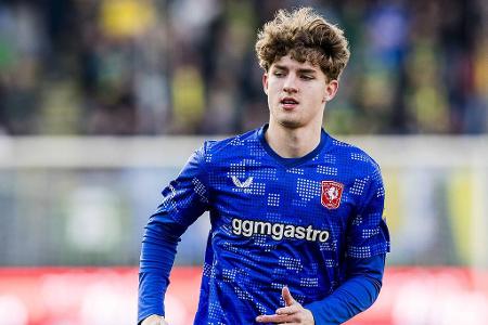 ABWEHR: Ruud Nijstad (Twente) - Innenverteidiger Ruud Nijstad von Twente Enschede soll es dem FC Bayern angetan haben, wie 'Bild' und Transfer-Journalist Ekrem Konur vermeldeten. Der 18-Jährige feierte Anfang Oktober sein Profidebüt in der Eredivisie und wird wohl auch von anderen internationalen Topklubs beobachtet.