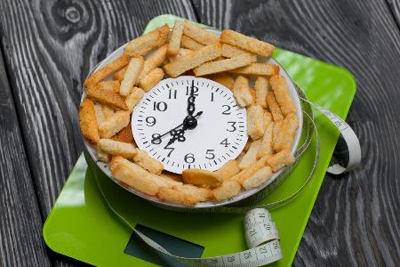 Abendliches Essen macht dick