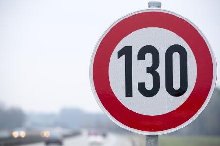 Kommt nun doch ein Tempolimit? (Illustration)