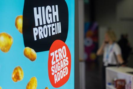Eine Botschaft der Fibo: Bewegung ist wichtig, dabei aber bitte nicht die richtige Ernährung vergessen.