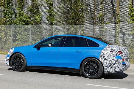 Erlkönig Mercedes C-Klasse EQ Limousine