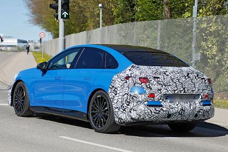 Erlkönig Mercedes C-Klasse EQ Limousine