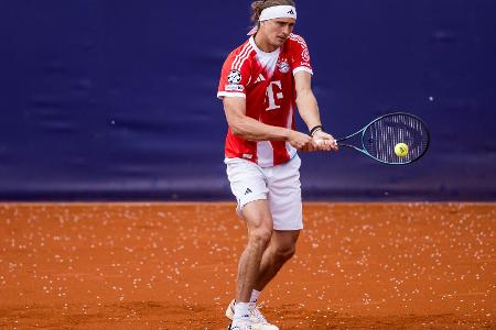 Trotz Olise-Trikot: Zverev im Doppel ausgeschieden