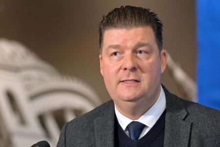 Hamburgs Finanzsenator Dressel sieht keine Möglichkeit, dass Beschäftigte im öffentlichen Dienst der Länder die Prämie erhalten können. (Archivbild)