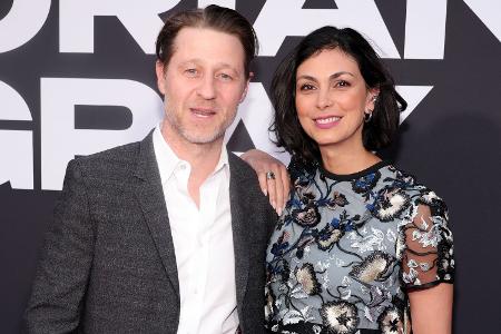 Benjamin McKenzie und Morena Baccharin