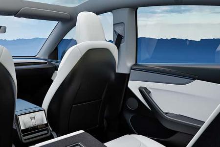 04/2026 BMW iX3 vs. Tesla Model Y