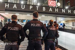 Das anhängende Bild kann zu redaktionellen Zwecken mit dem Zusatz "Bundespolizei" im Zusammenhang mit dieser Pressemitteilung verwendet werden.