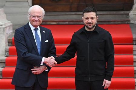 König Carl XVI. Gustaf reist erstmals seit Kriegsbeginn in die Ukraine